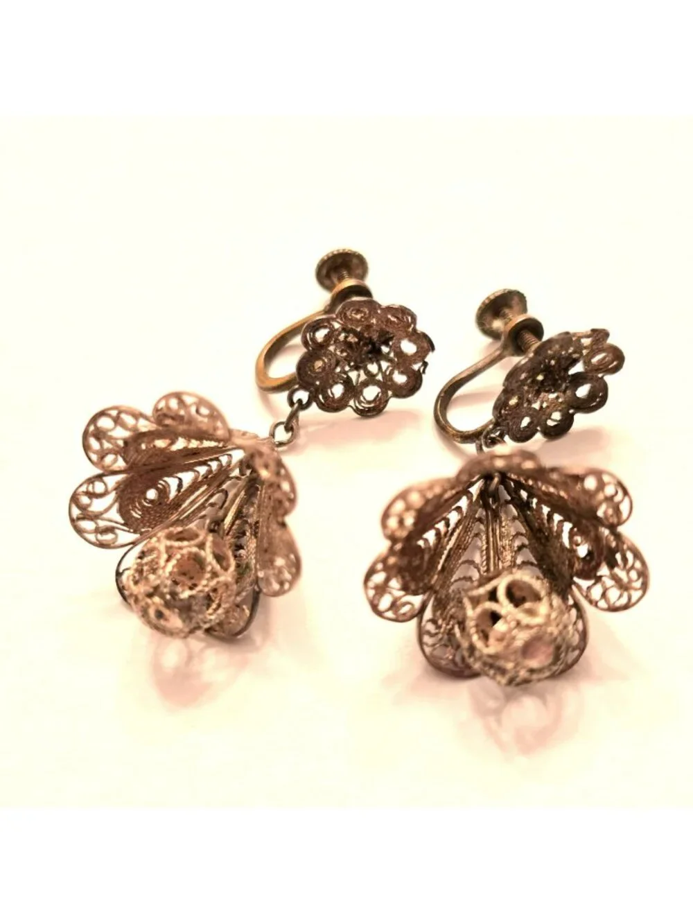 Vintage Ornate Filigree Screw-Back Silver Dangle Earrings Floral JH1867